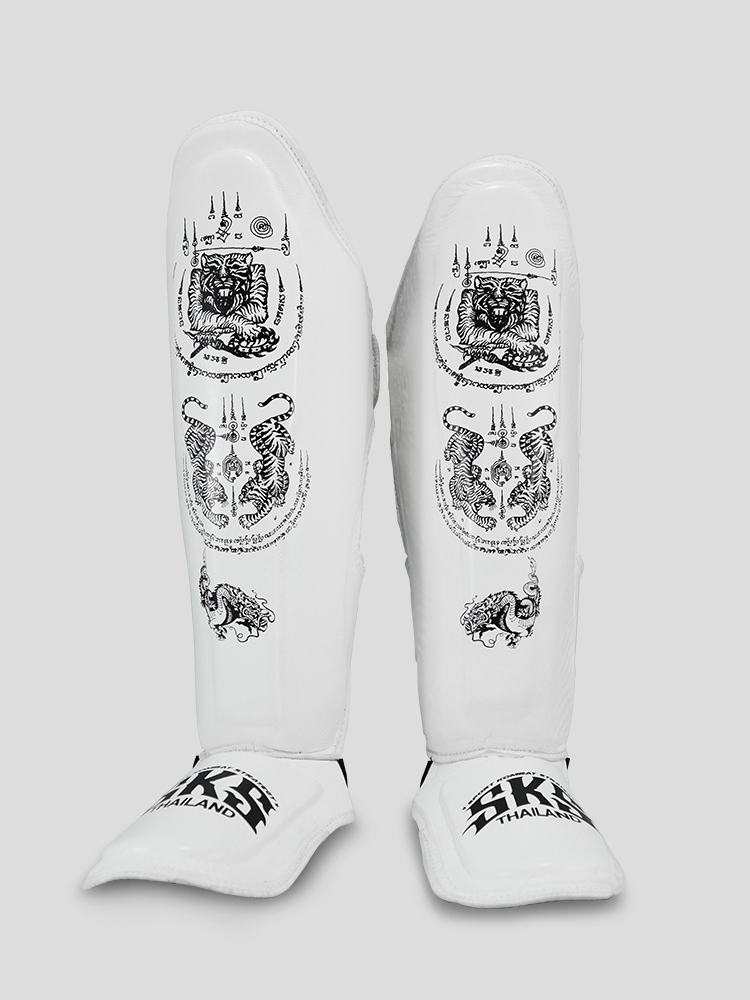 SKS Shin guards Special "Sakyant" (White) SKS Shin guards Special "Sakyant" (White)