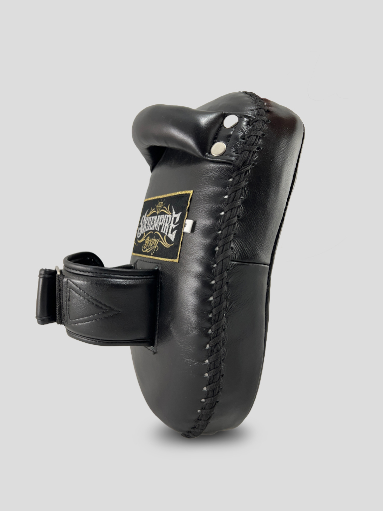 SKS Compact Curve Kicking Pads (Black) SKS Compact Curve Kicking Pads (Black)